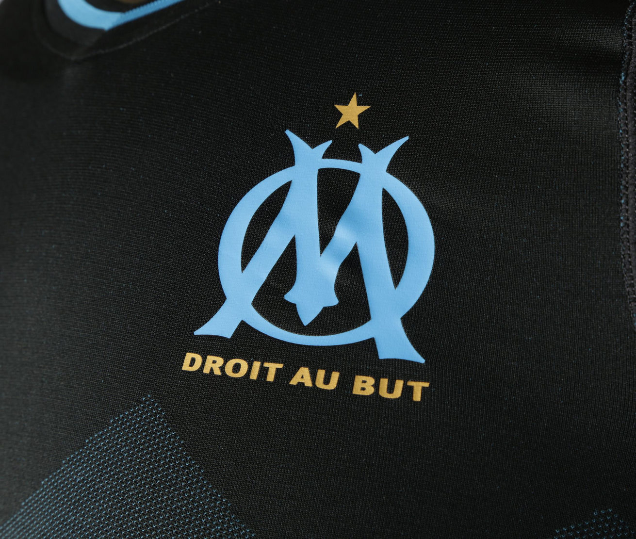 色彩灵感｜鲜艳色彩搭配的包装设计